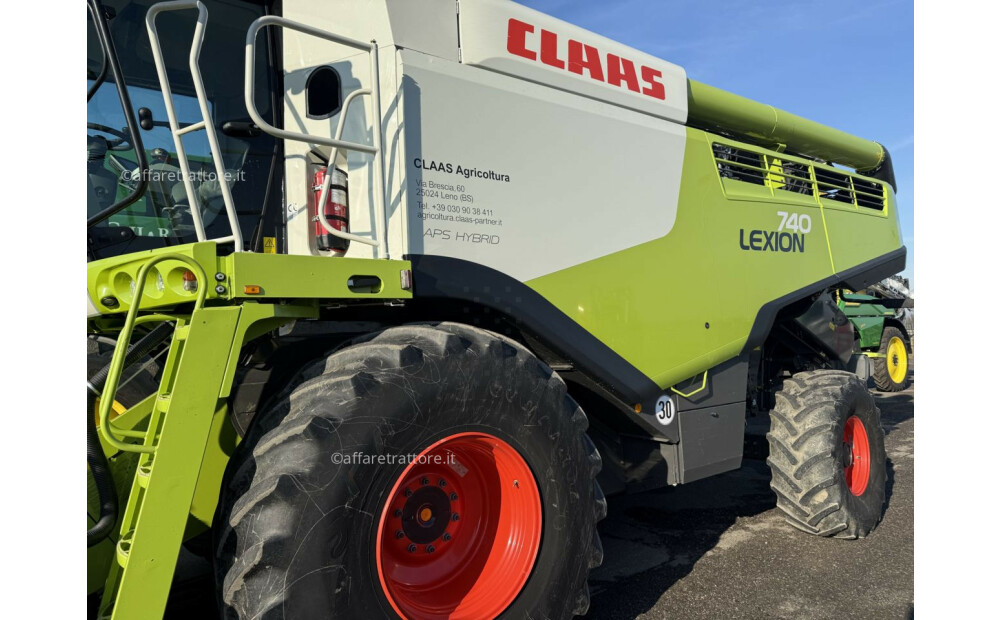 Claas LEXION 740 Used - 1