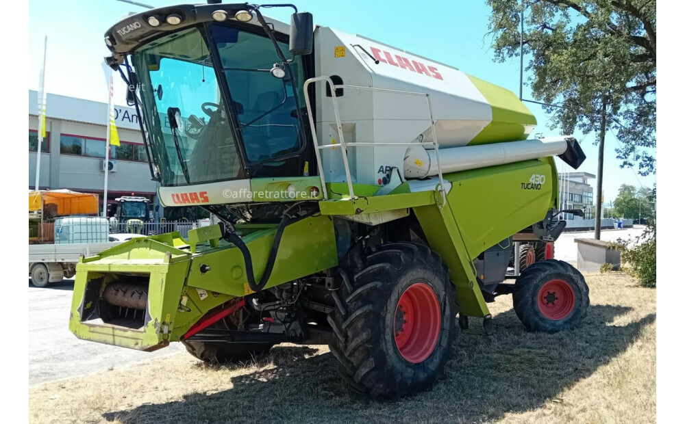 Claas TUCANO 430 MONTANA 4 Used - 2