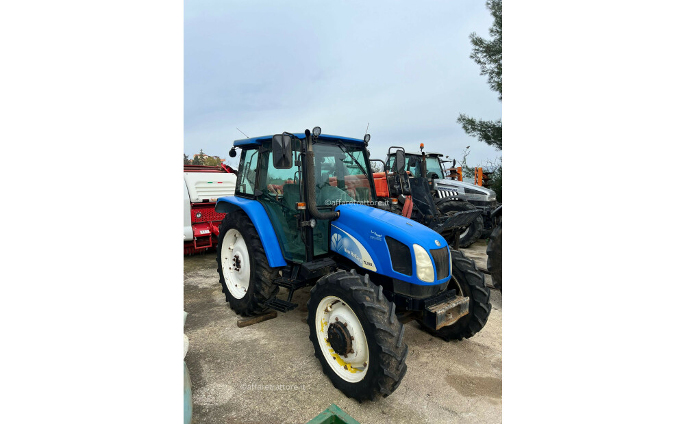 New Holland TL100 Used - 4