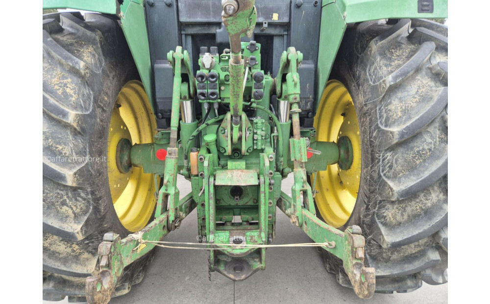 John Deere 6400 Used - 8