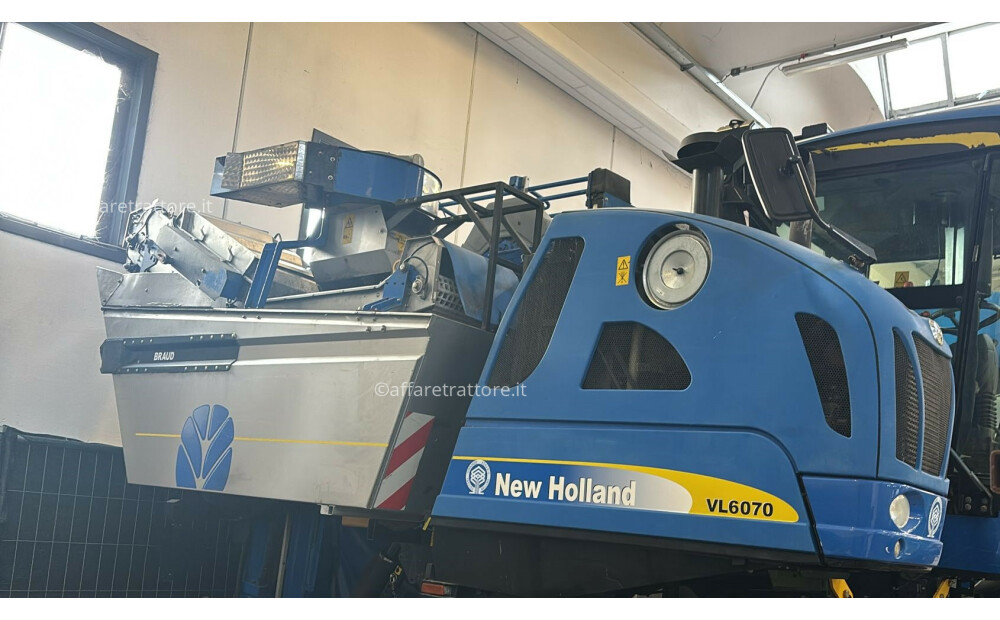 New Holland Braud 6070VL grape harvester - 4