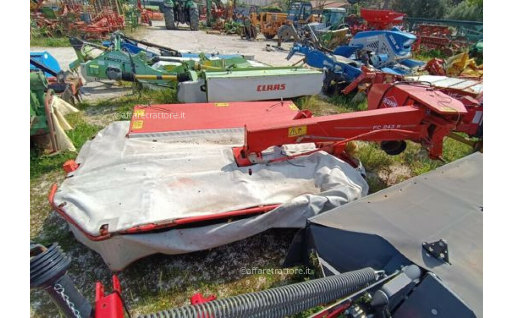 Kuhn 243 R LIFT CONTROL Used - 3