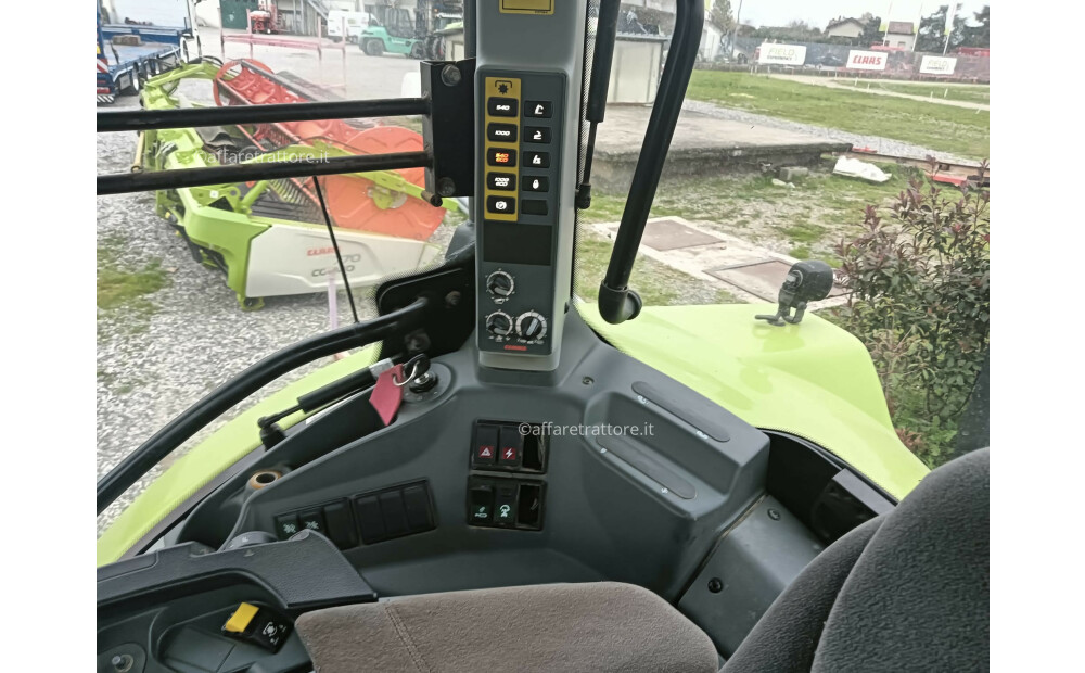 Claas ARION 530 Used - 4