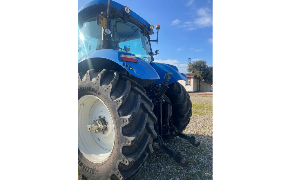 New Holland T6070 Used - 4