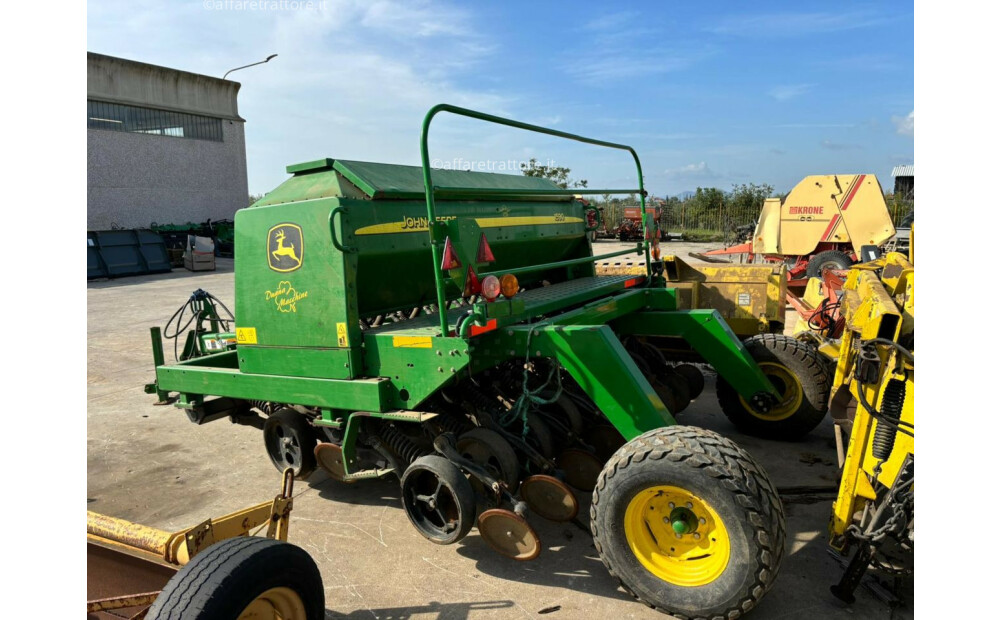 John Deere 1590 Used - 3