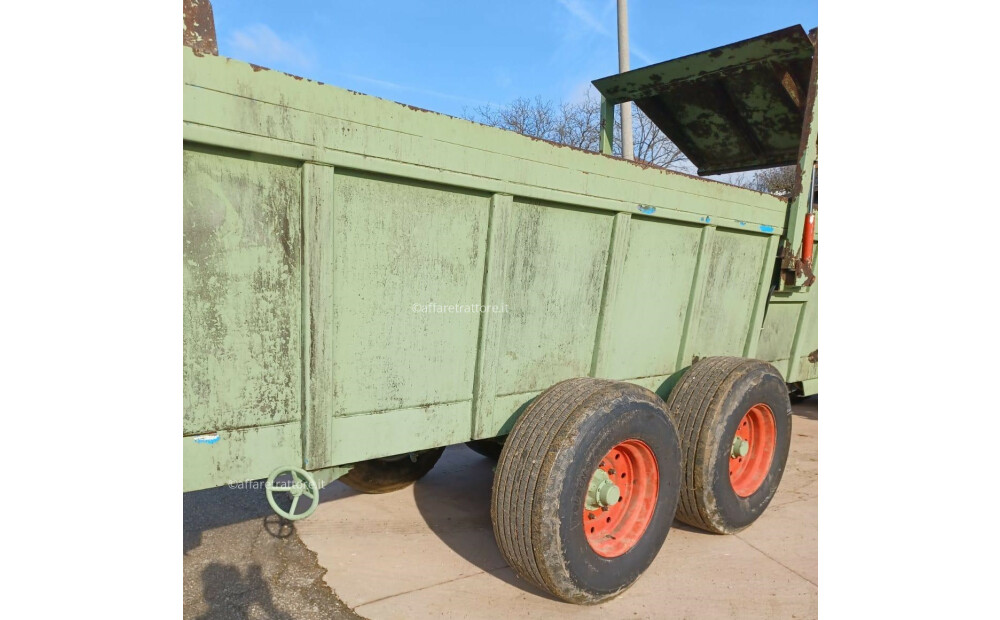 Ren Mark MANURE SPREADER R141 - 2