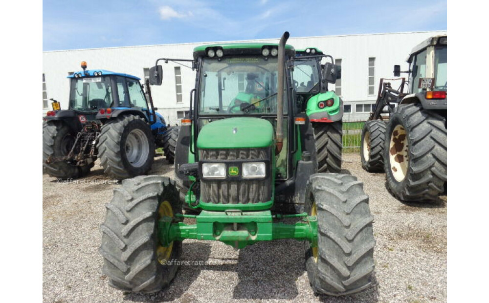 John Deere 5515 Used - 3