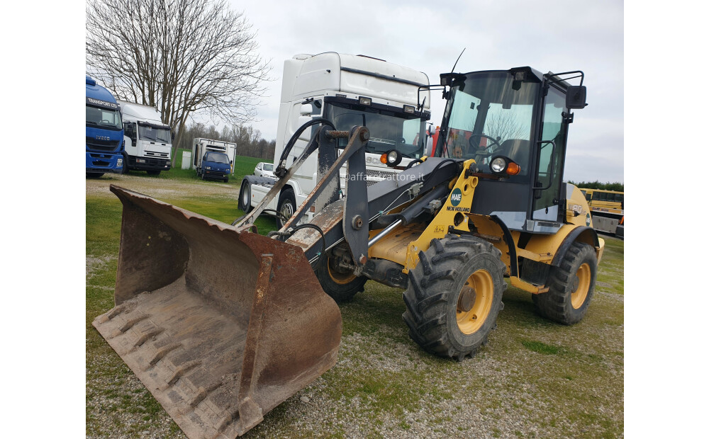 New Holland W80TC Usato - 1