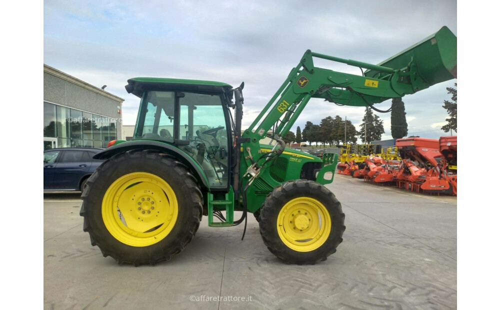 John Deere 5720 Used - 6