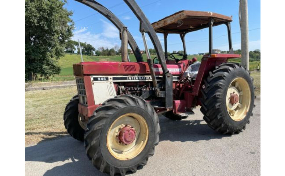 Case IH 946 Used - 3