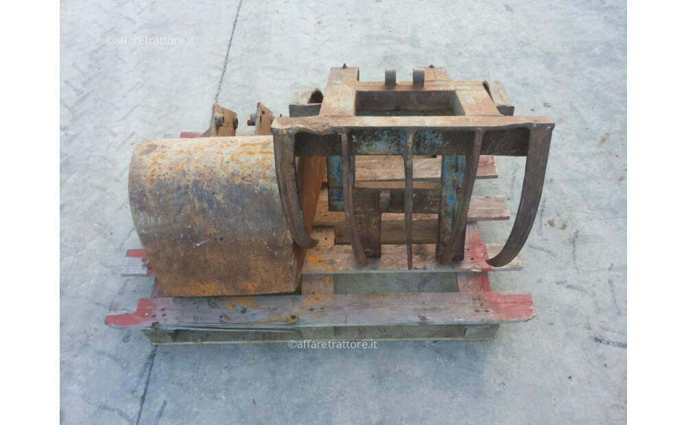 Isomec wood loader - 11