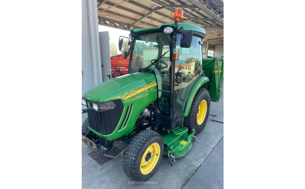 John Deere 3720 Used - 2