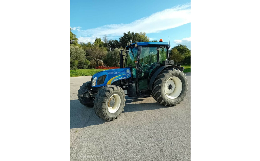 New Holland T4040 DELUXE Used - 4