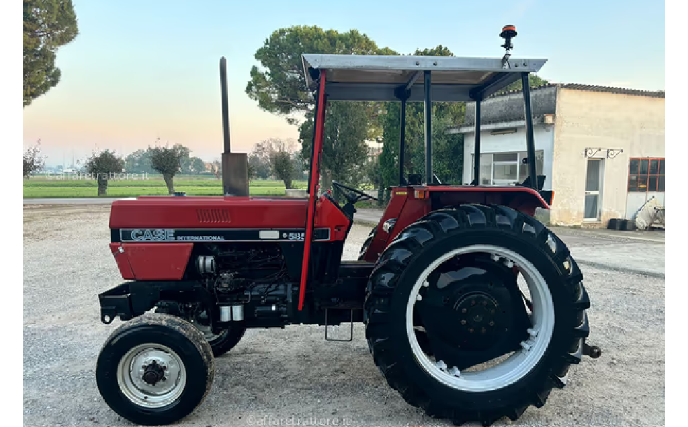 Case-Ih 585 Used - 1