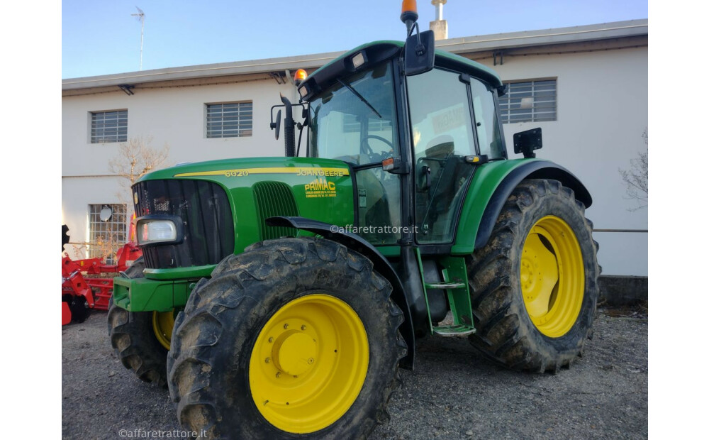 John Deere 6020 SE Used - 1