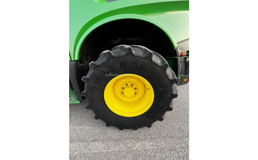 John Deere 8800 Used - 6