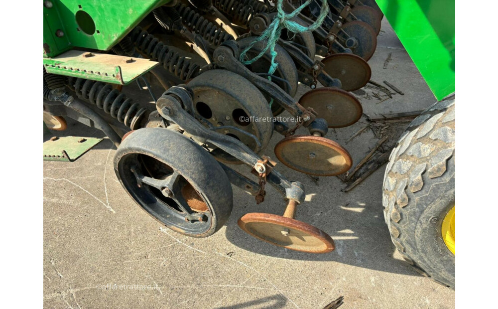 John Deere 1590 Used - 7