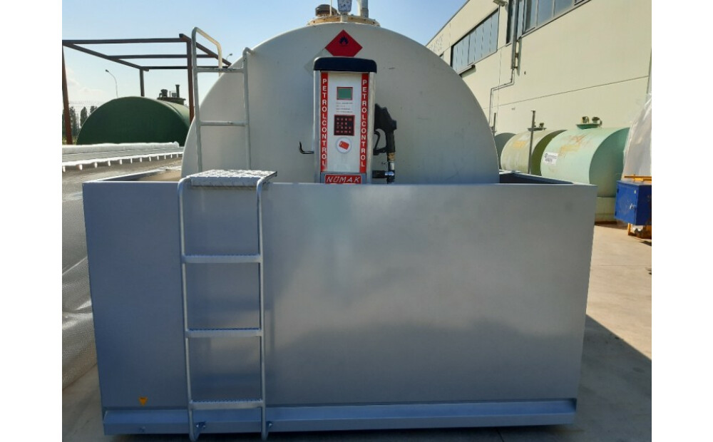 Diesel tank - 9000 litre diesel tank 110% - 3