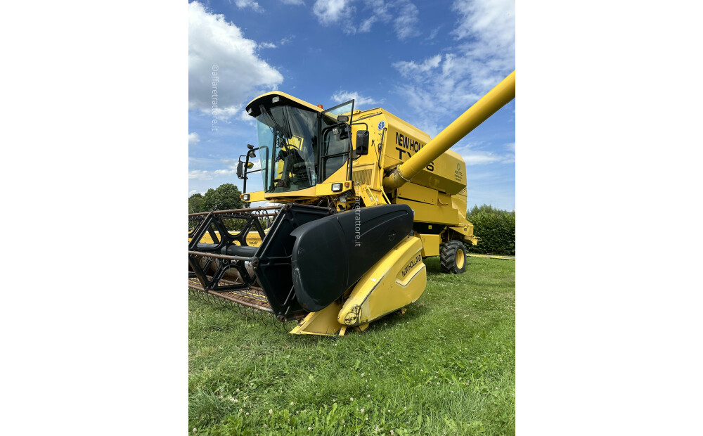 New Holland TX 66 Used - 2