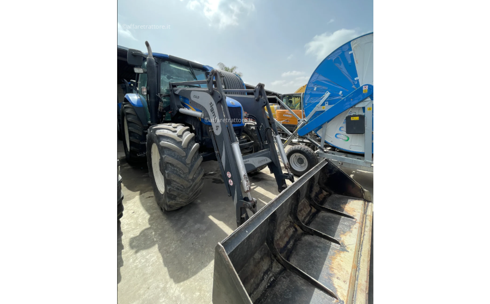 New Holland TS115 Used - 3