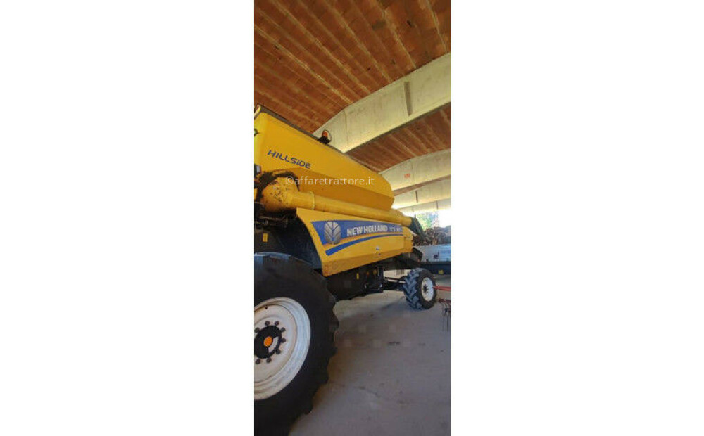 New Holland TC 5.90 HillSide Used - 2