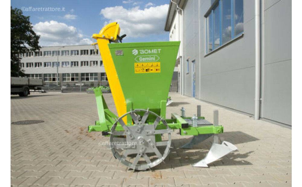 Bomet Potato planter - 4