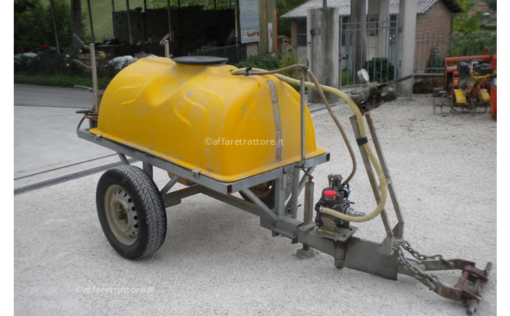 Used towed barrel - 1