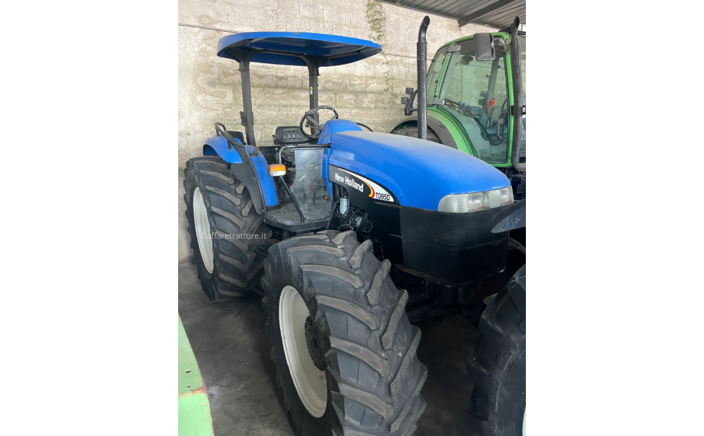 New Holland TD95 Used - 1