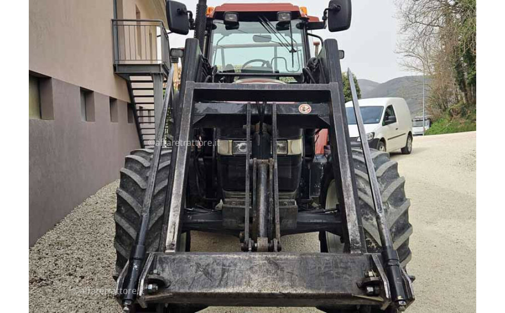 New Holland M135 Used - 3