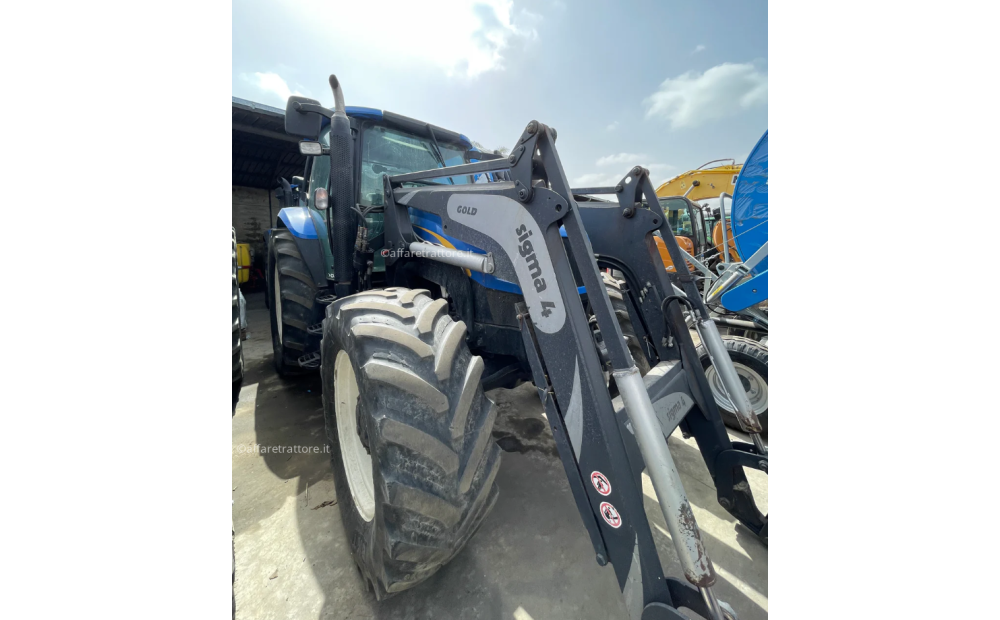 New Holland TS115 Used - 2