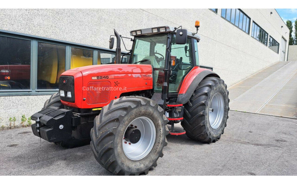 Massey Ferguson 8240 Used - 4