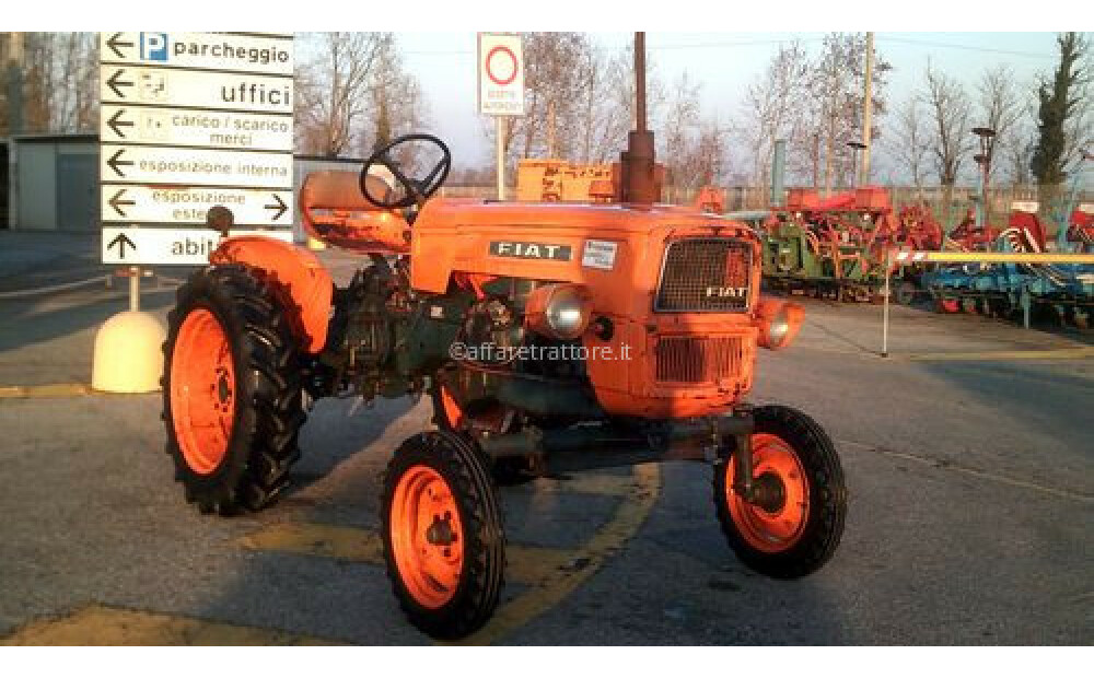 USED FIAT 215 AGRICULTURAL TRACTOR - 3