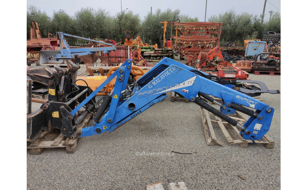 Used New Holland T5 105 Tractor - 8