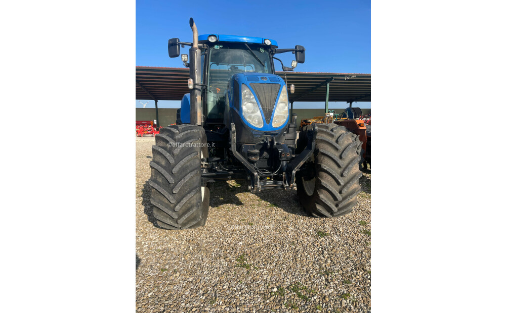 New Holland T6070 Used - 2