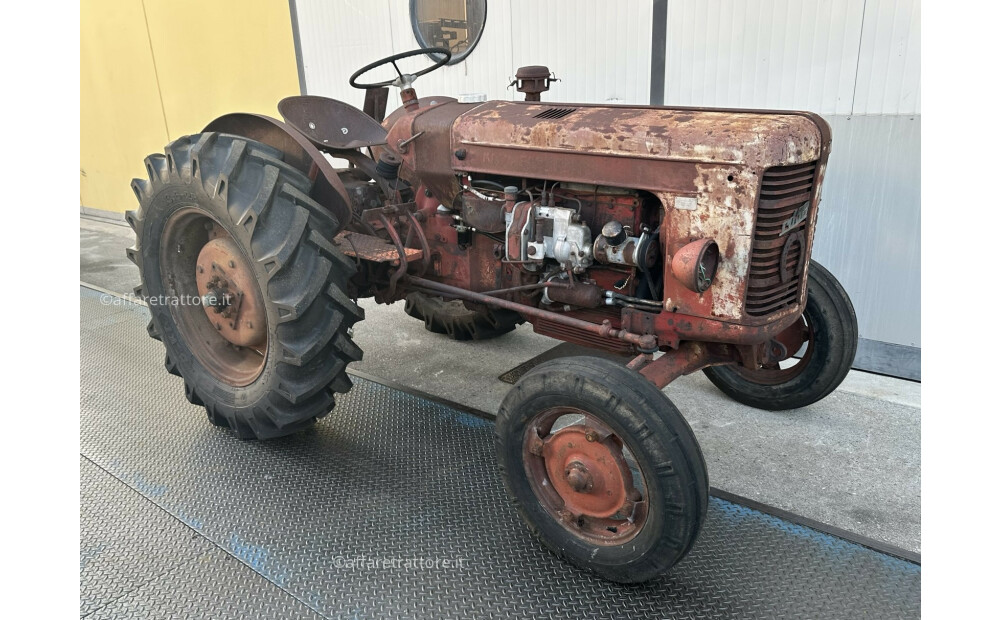 Motomeccanica RD-98 Tractor - 38cv - 3