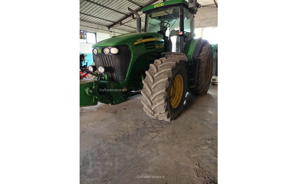 John Deere 7920 Used - 1