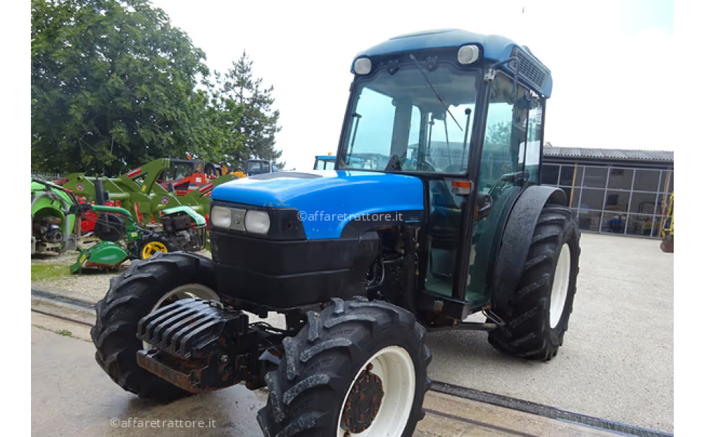 New Holland TN95 Used - 1