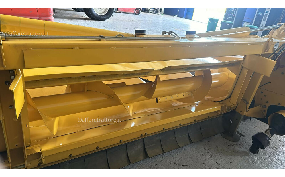 New Holland MF875W 8-row folding corn bar, 75cm inter-row, frame 846512006 – X CR – Overhauled and repainted - 4