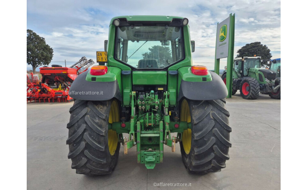 John Deere 6520 SE Used - 4