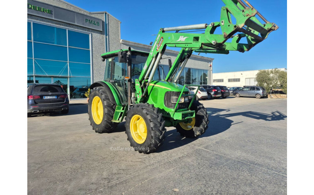 John Deere 5720 Used - 1