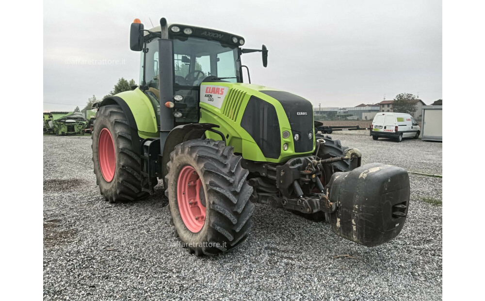 Claas AXION 820 Used - 1