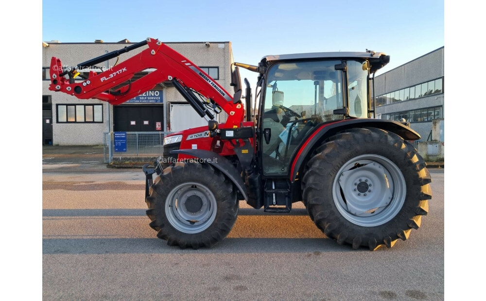 Massey Ferguson 4708M Used - 2