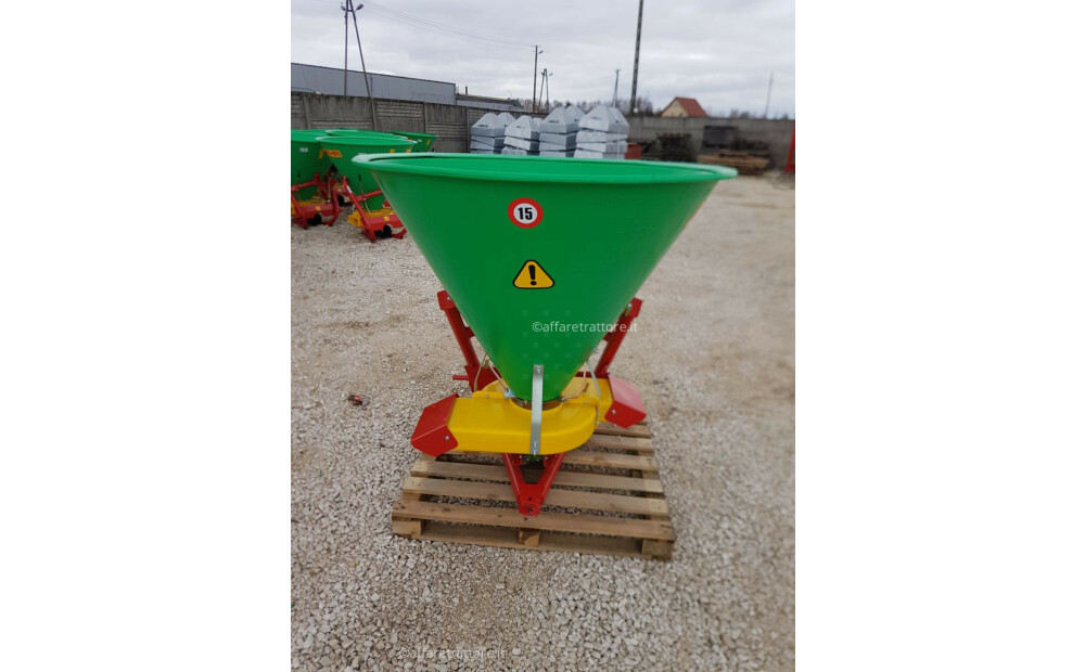 Grass-Rol Düngerstreuer / Fertilizer spreader / Epandeur d&#039;engrais / Spandiconcime / Разбрасыватель удобрения / Rozsiewacz nawozu 200 l Nowy - 3