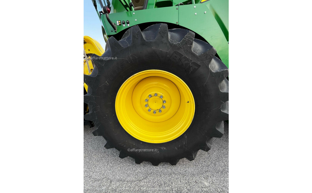 John Deere 8800 Used - 7