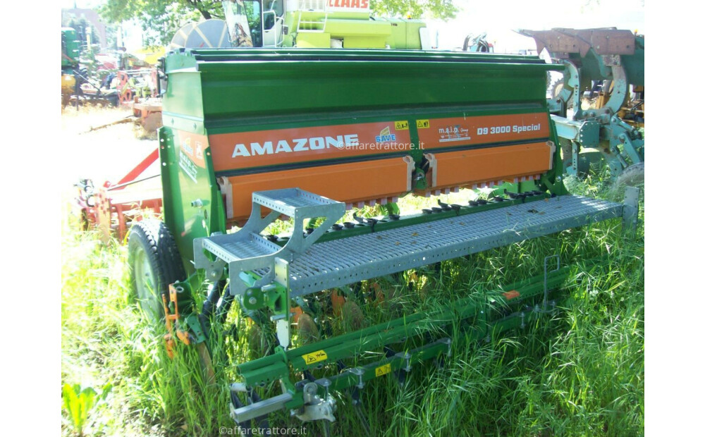 Amazone D9 3000 SPECIAL + Maschio DOMINATOR DM 3000 Used - 3