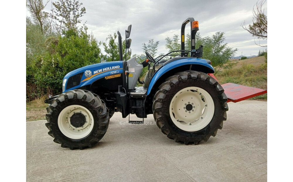 New Holland TD5.115 rops New - 1