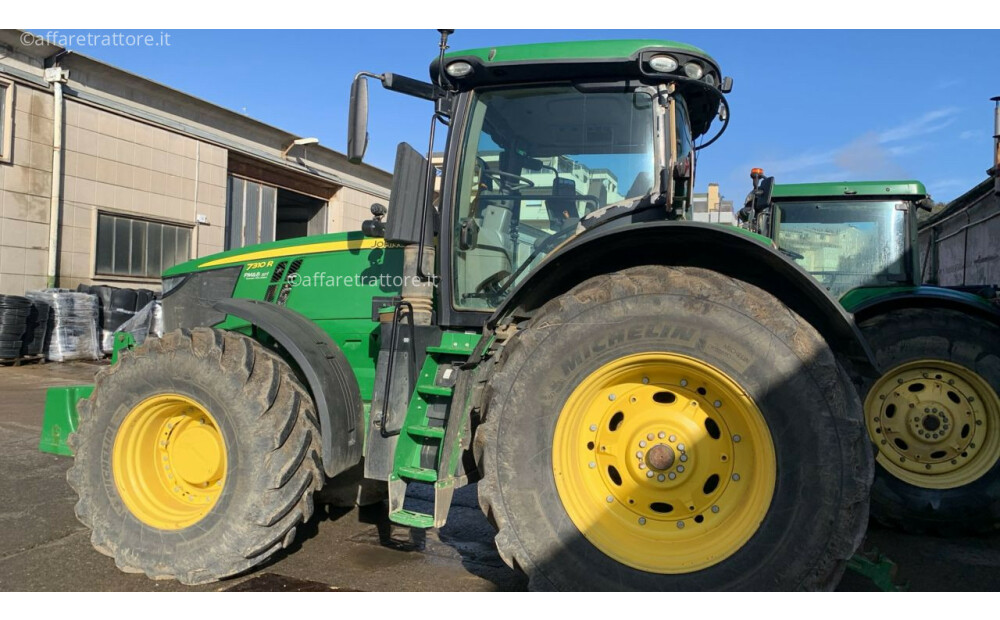 John Deere 7310R Used - 2