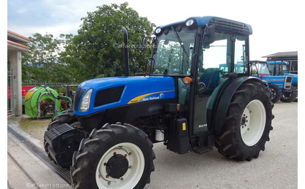 New Holland T4050 Used - 1