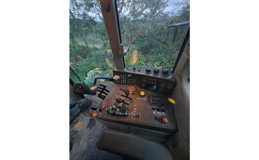 John Deere 6920 Used - 8