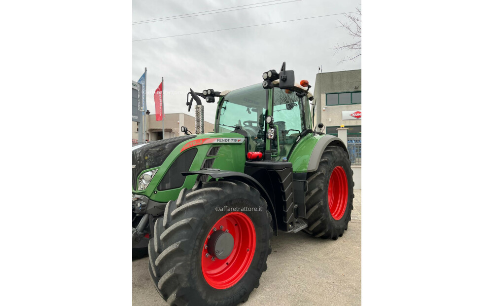 Fendt 716 VARIO S4 PROFI PLUS Used - 2